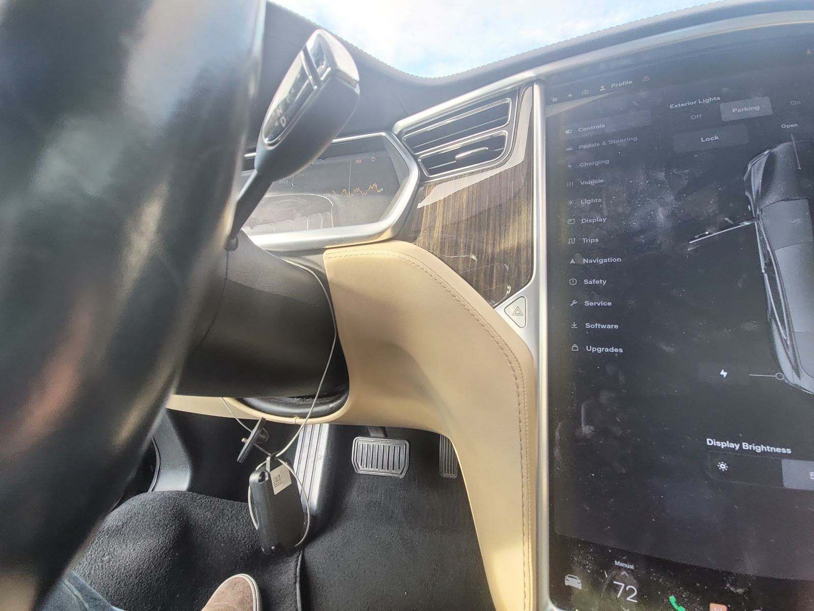 2013 Tesla Model S Base RWD