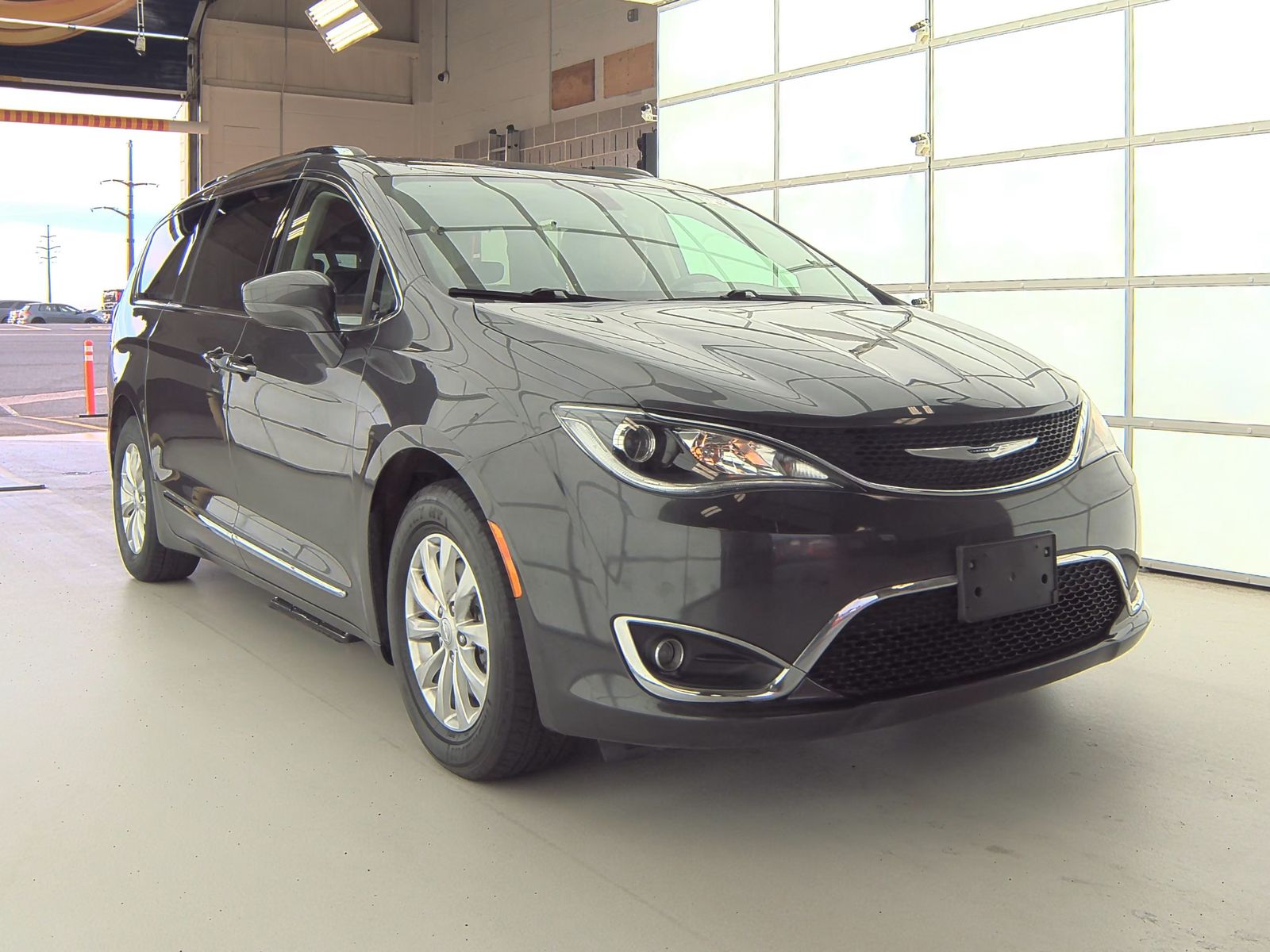 2019 Chrysler Pacifica Touring L FWD