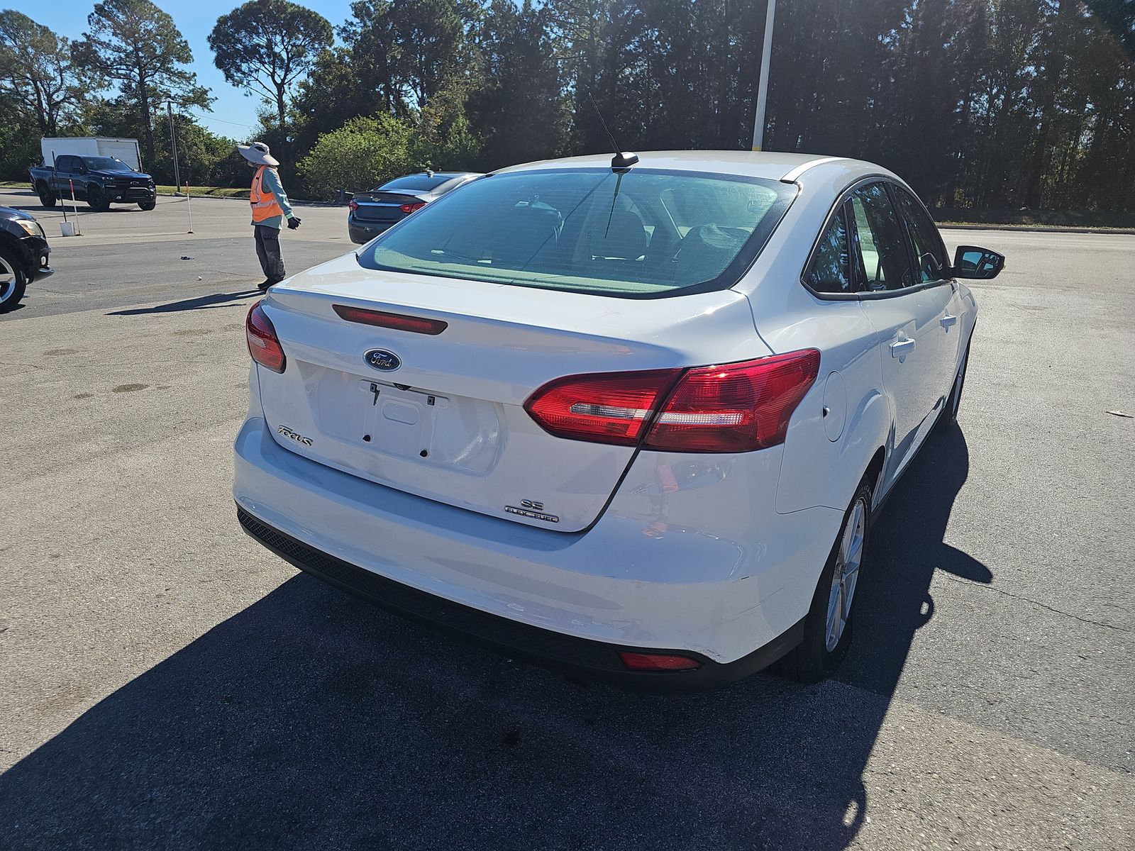 2016 Ford Focus SE FWD