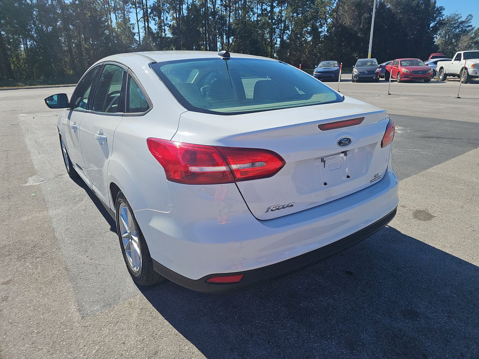 2016 Ford Focus SE FWD