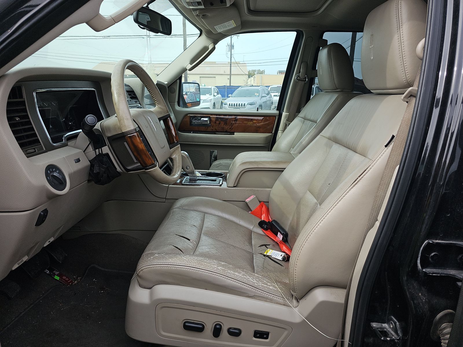 2012 Lincoln Navigator Base RWD