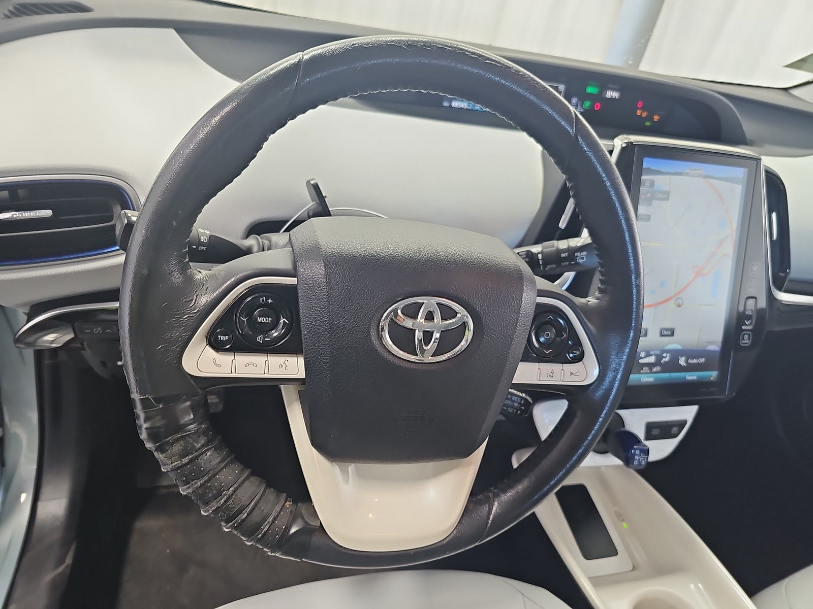 2018 Toyota Prius Four Touring FWD