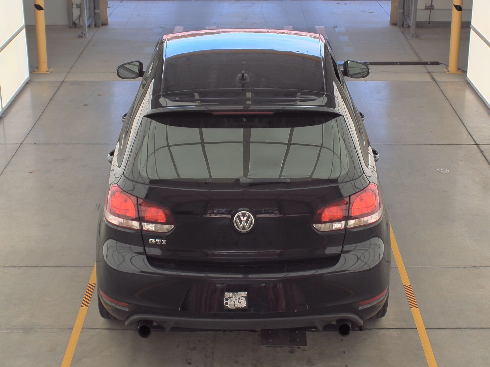 2014 Volkswagen Golf GTI 2.0T Wolfsburg Edition FWD