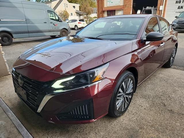 2024 Nissan Altima SV
