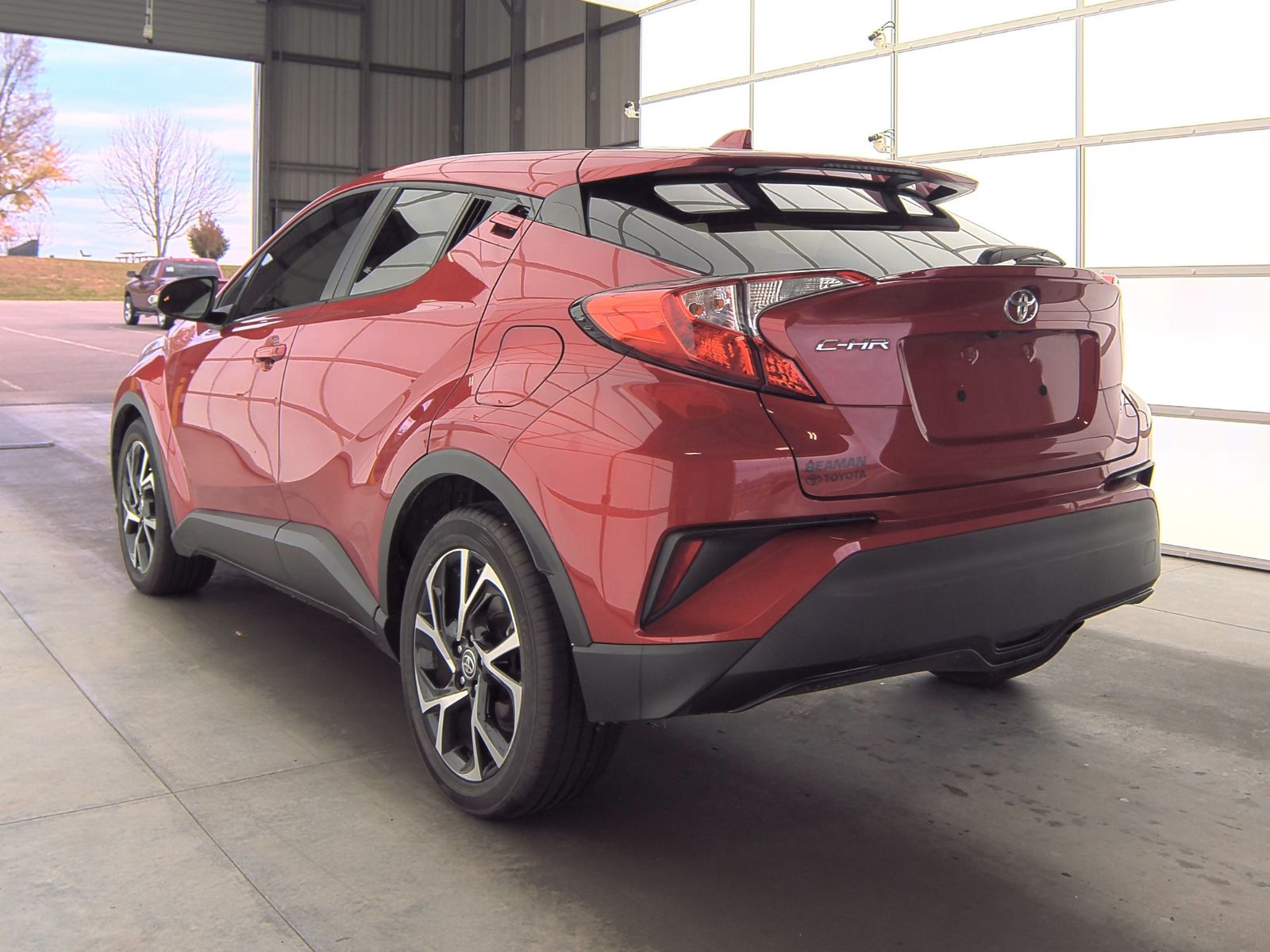 2022 Toyota C-HR XLE FWD