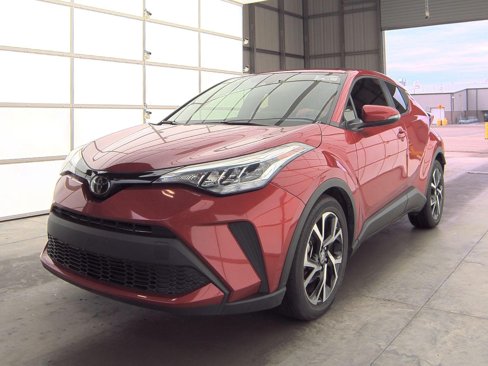 2022 Toyota C-HR XLE FWD