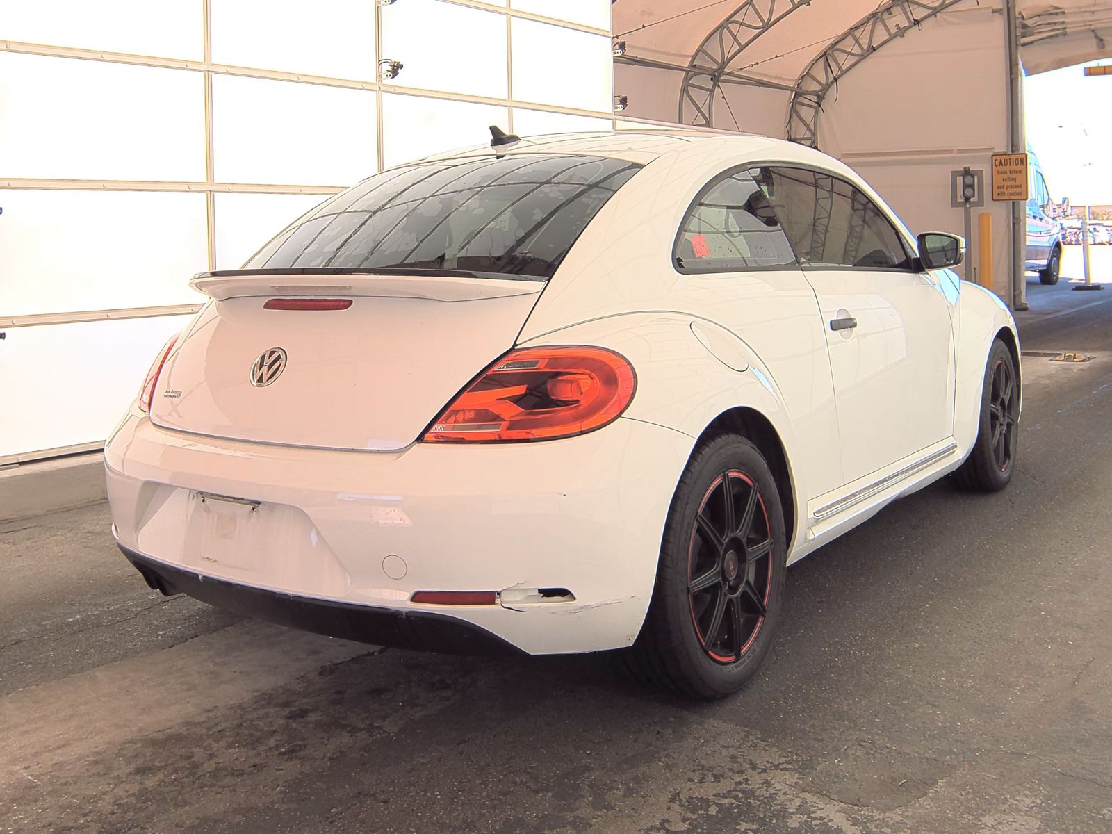 2015 Volkswagen Beetle 1.8T Classic FWD