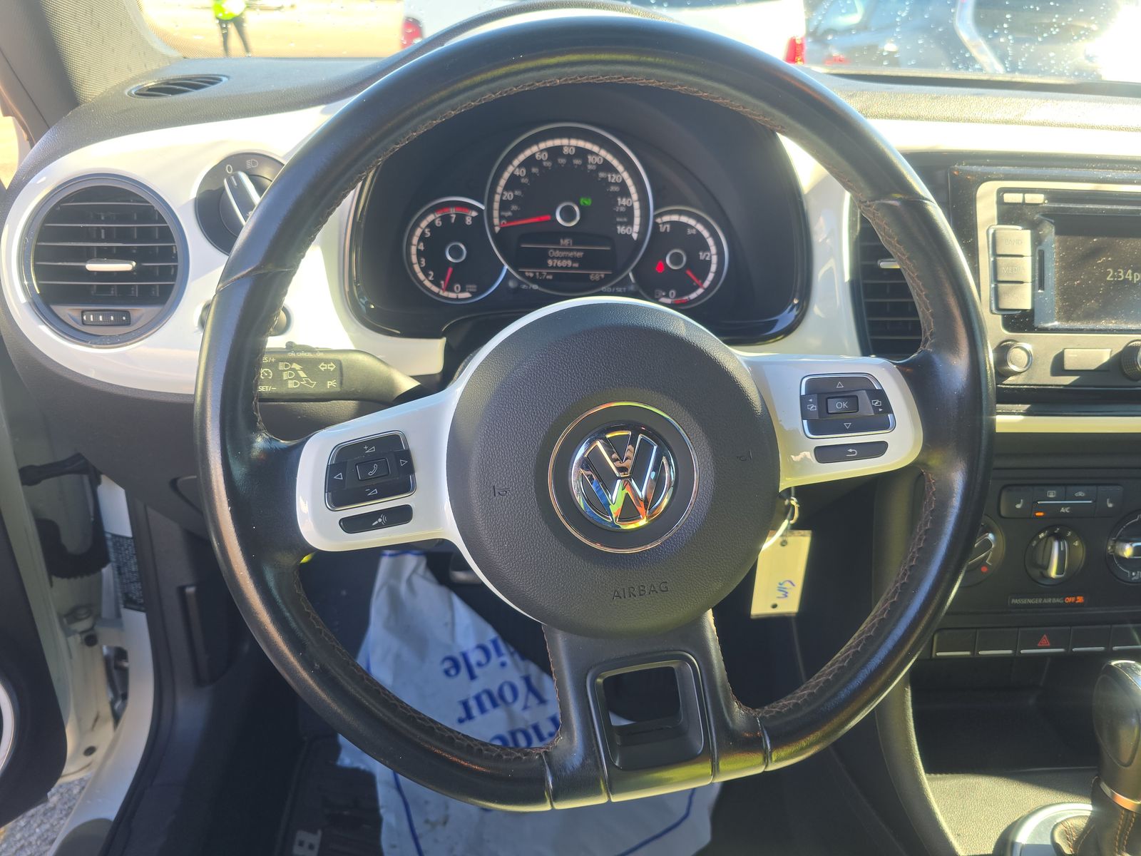 2015 Volkswagen Beetle 1.8T Classic FWD