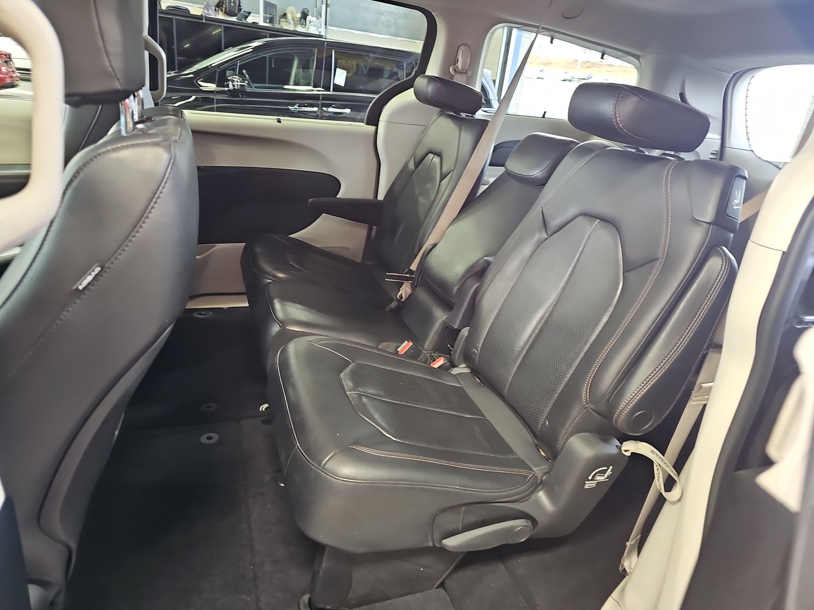 2019 Chrysler Pacifica Touring L FWD