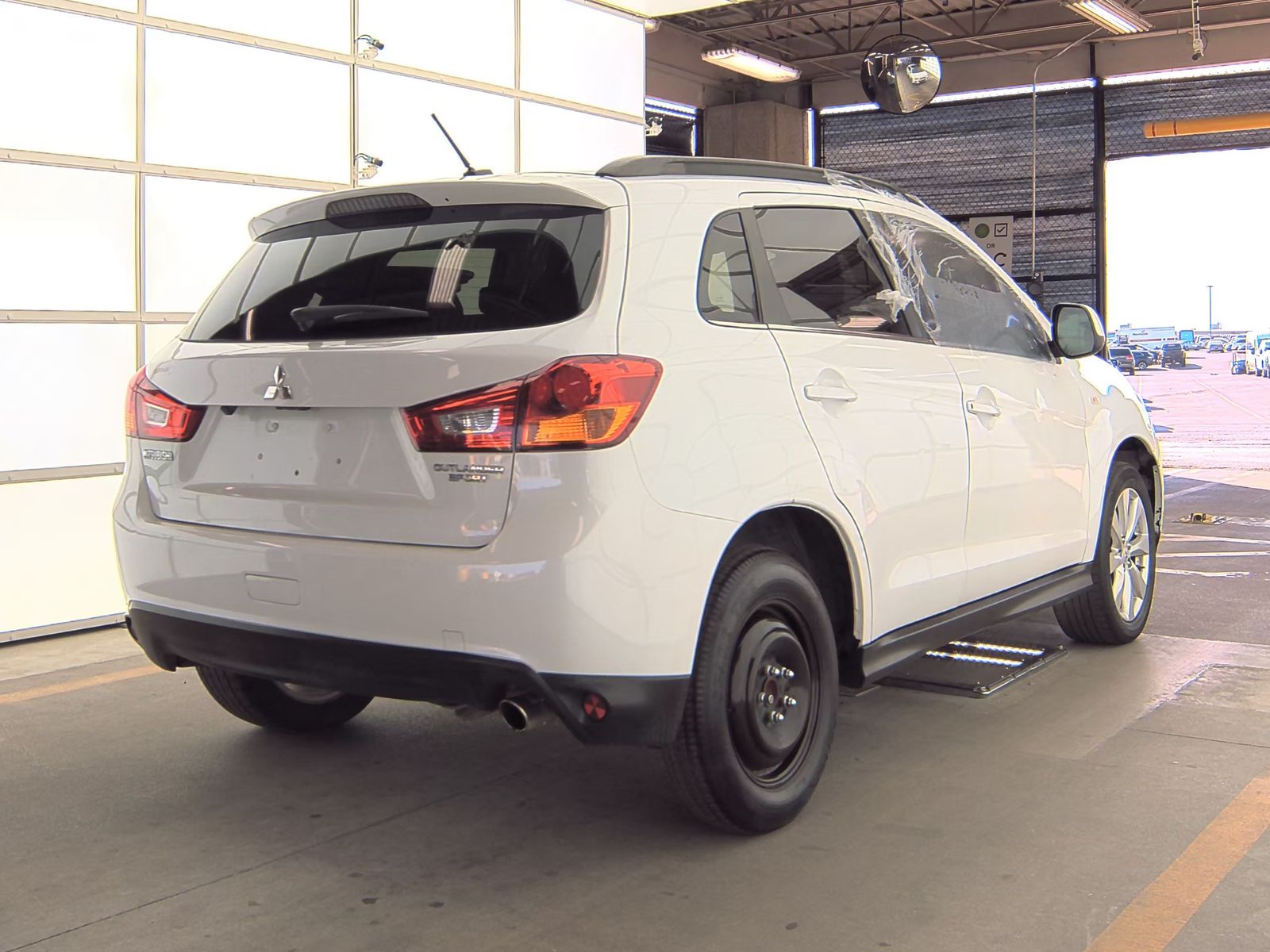 2014 Mitsubishi Outlander Sport SE FWD