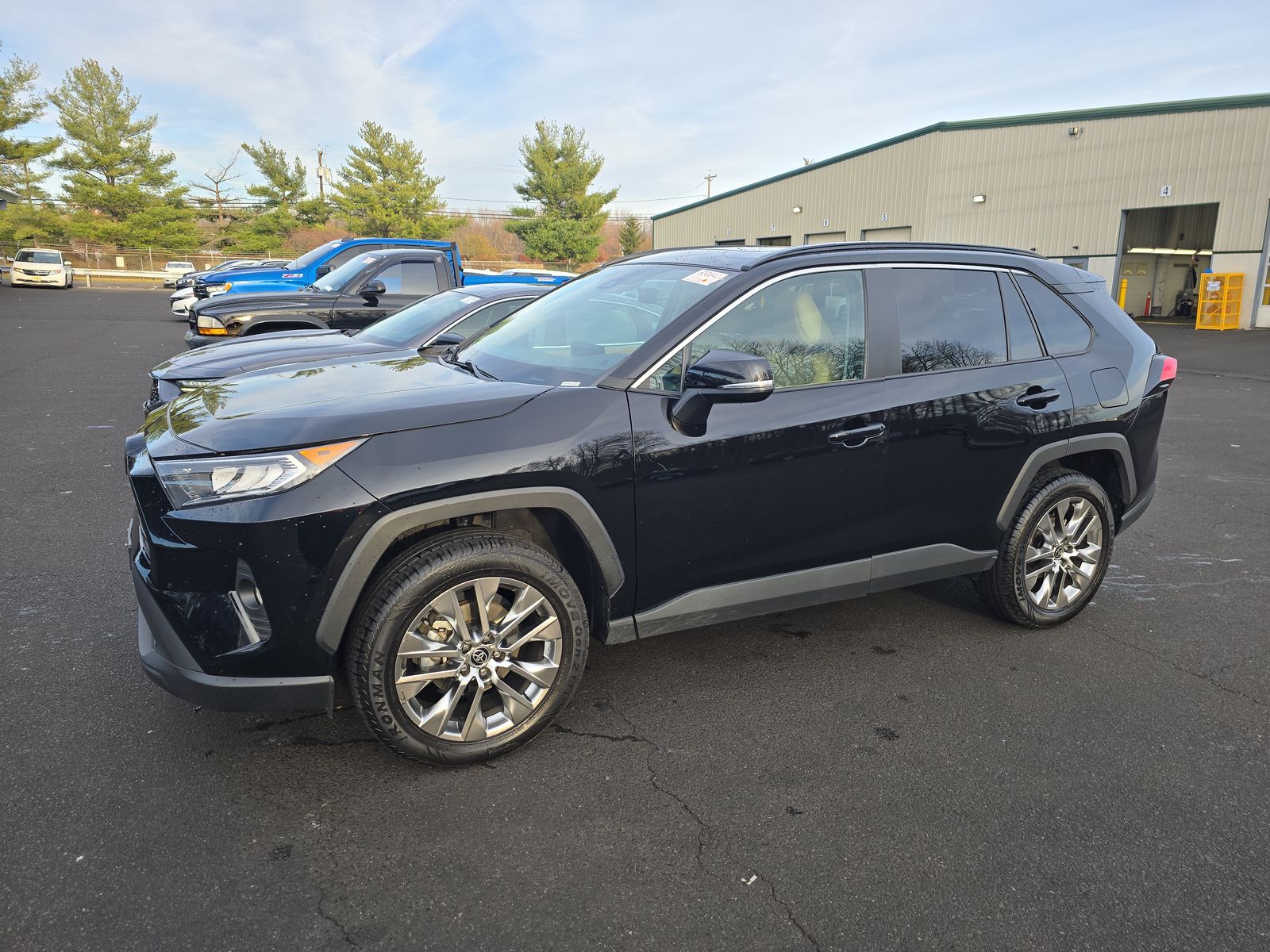 2021 Toyota RAV4 XLE Premium AWD