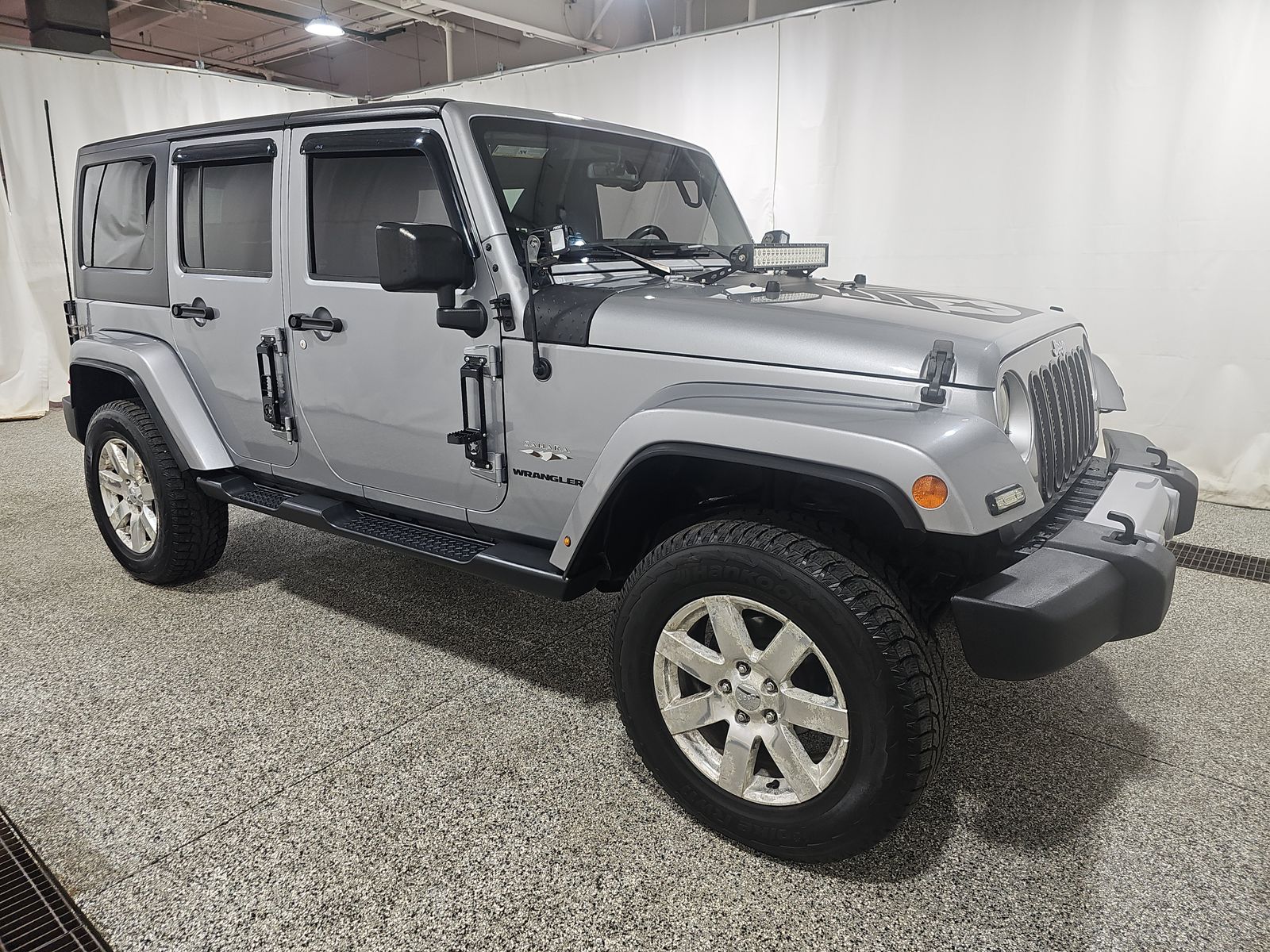 2016 Jeep Wrangler Unlimited Sahara AWD