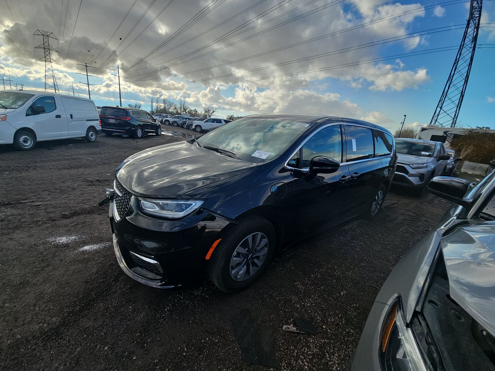 2024 Chrysler Pacifica Hybrid Select 121.6