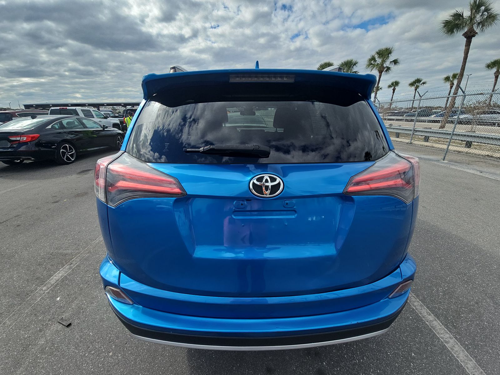 2018 Toyota RAV4 XLE FWD