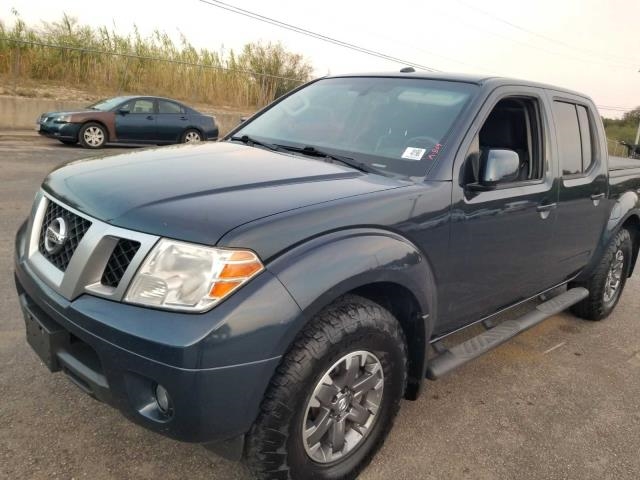 2017 Nissan Frontier SL Crew Cab Short Bed