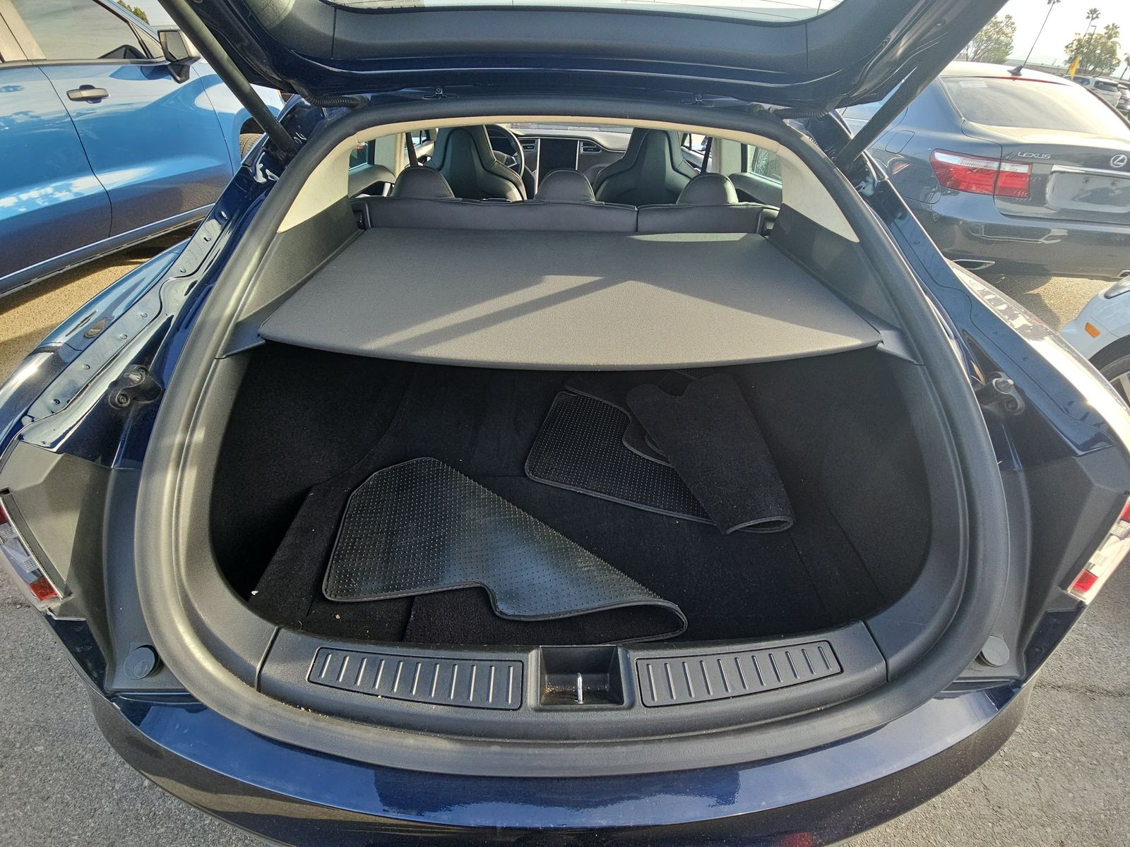 2014 Tesla Model S 85 RWD