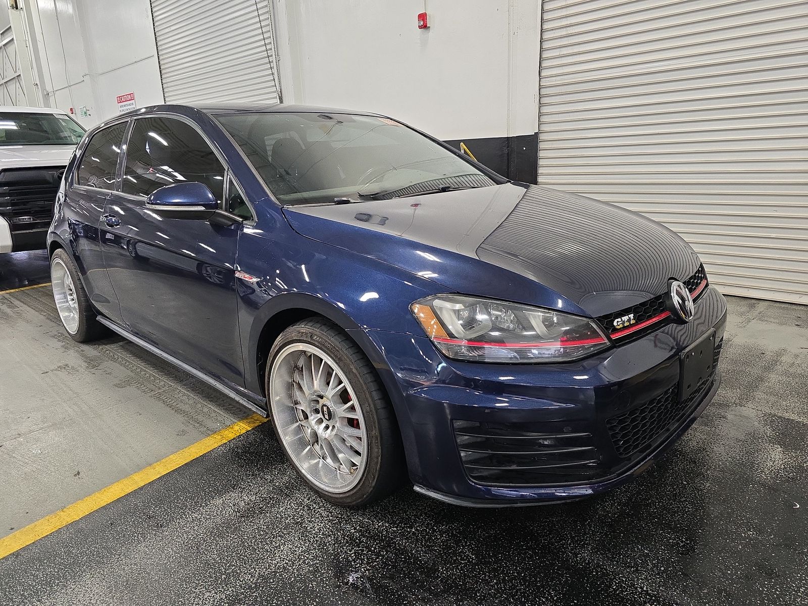 2015 Volkswagen Golf GTI 2.0T S FWD