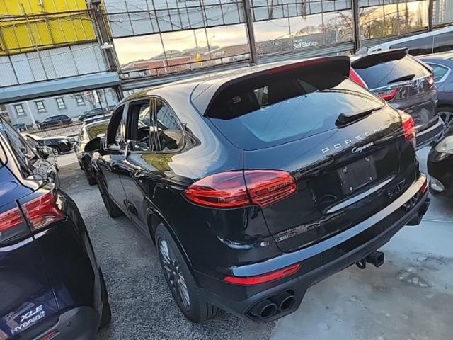 2017 Porsche Cayenne Platinum Edition AWD