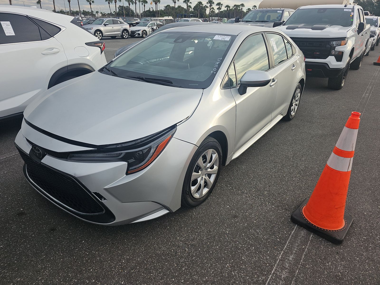 2021 Toyota Corolla LE Sedan