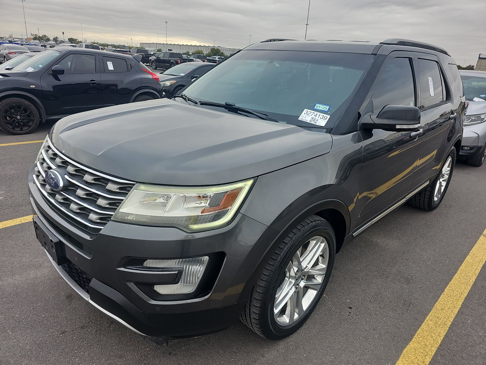 2017 Ford Explorer XLT FWD