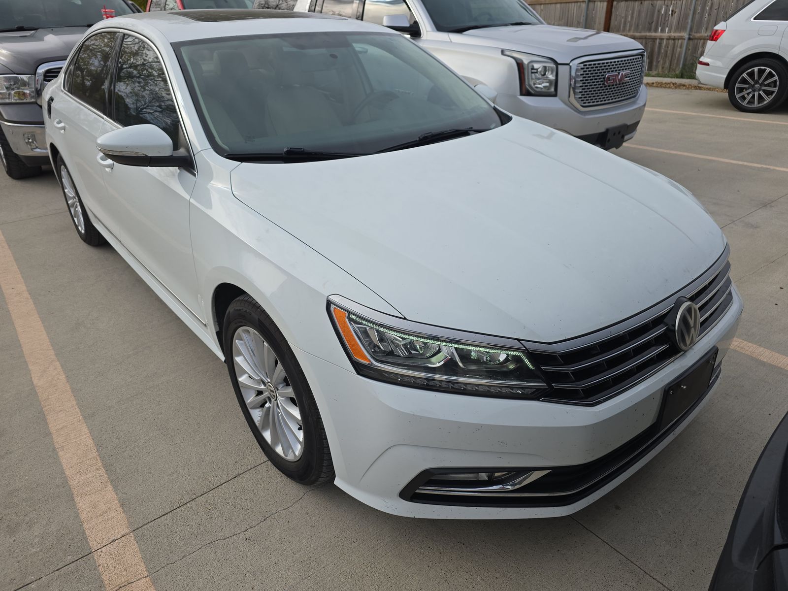 2017 Volkswagen Passat 1.8T SE FWD