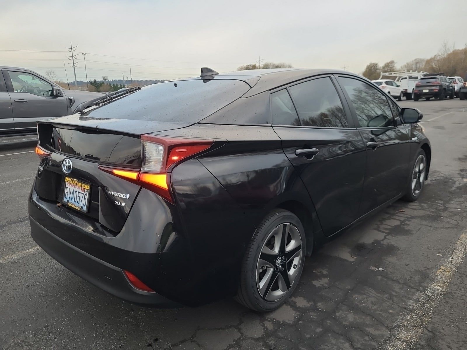 2019 Toyota Prius XLE FWD