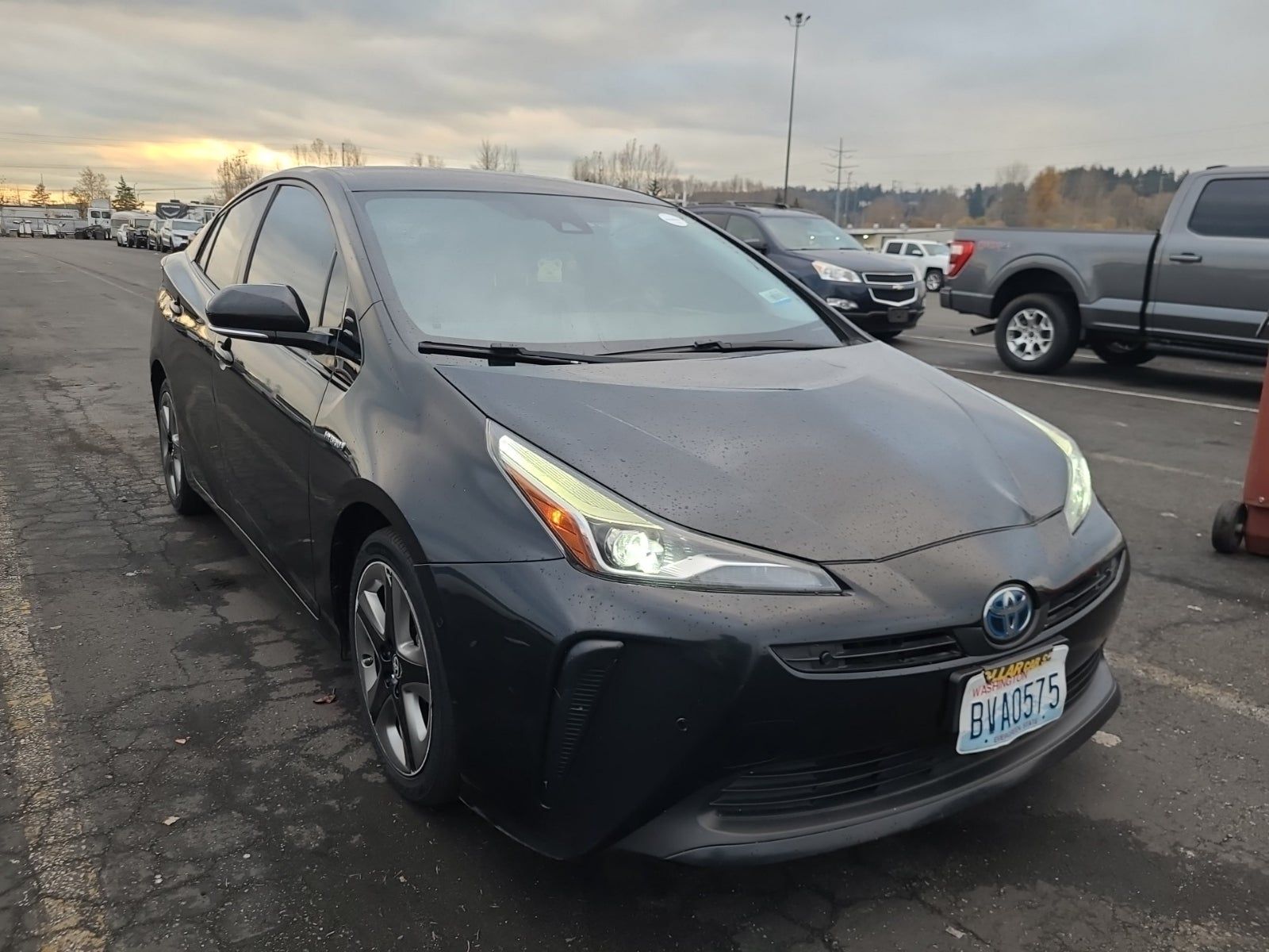 2019 Toyota Prius XLE FWD