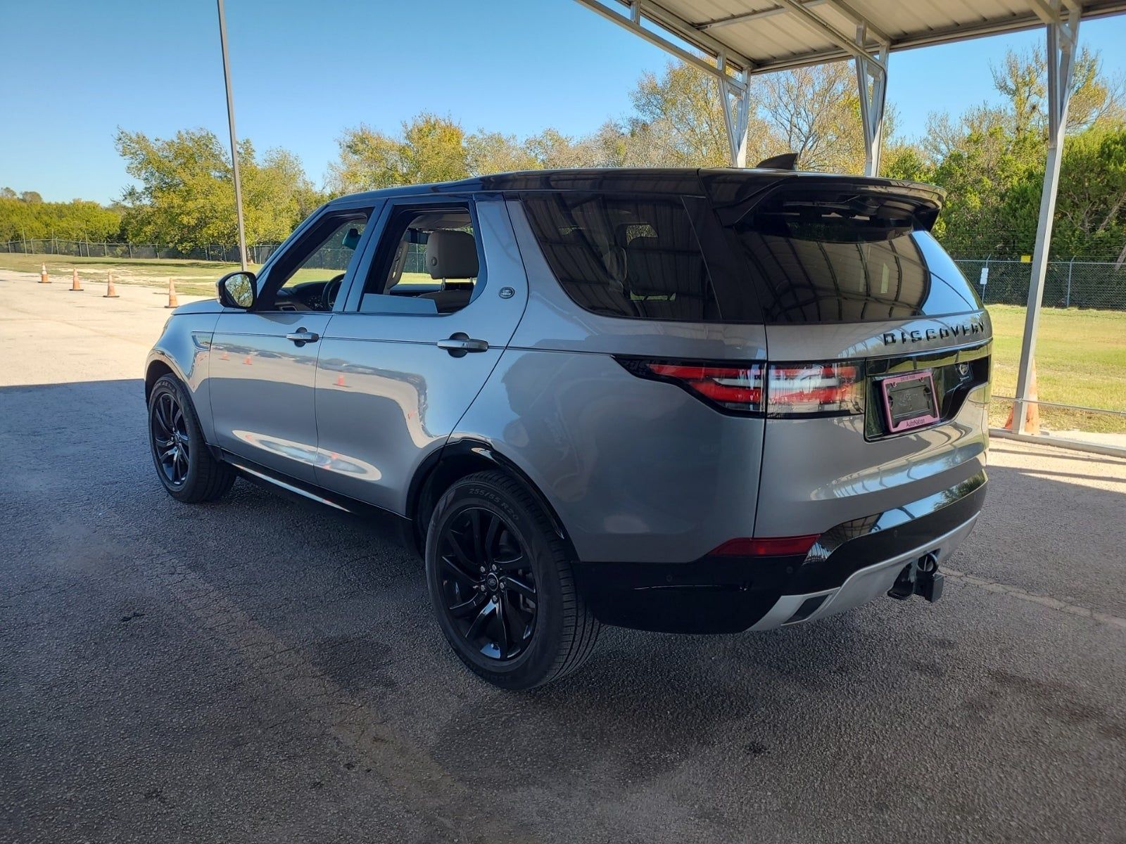 2020 Land Rover Discovery Landmark Edition AWD