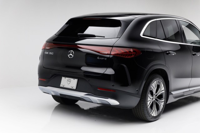 Mercedes-Benz EQE 350 SUV снимка Mercedes-Benz EQE 350 SUV