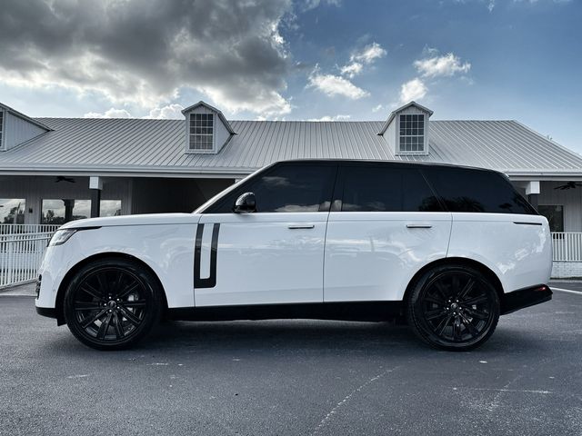 2023 Land Rover Range Rover SE
