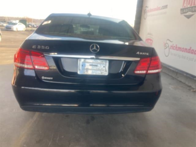 Mercedes-Benz E 350 4MATIC Sedan снимка Mercedes-Benz E 350 4MATIC Sedan