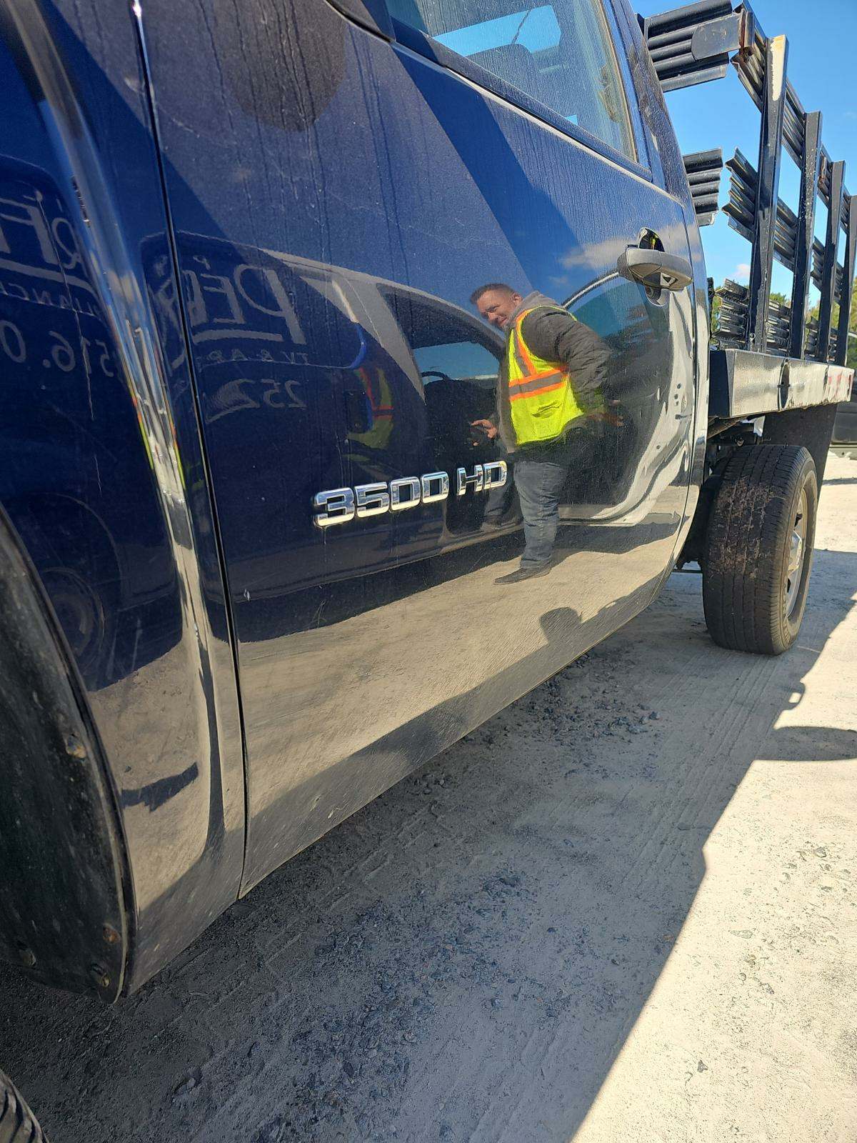 2011 Chevrolet Silverado 3500HD Work Truck RWD