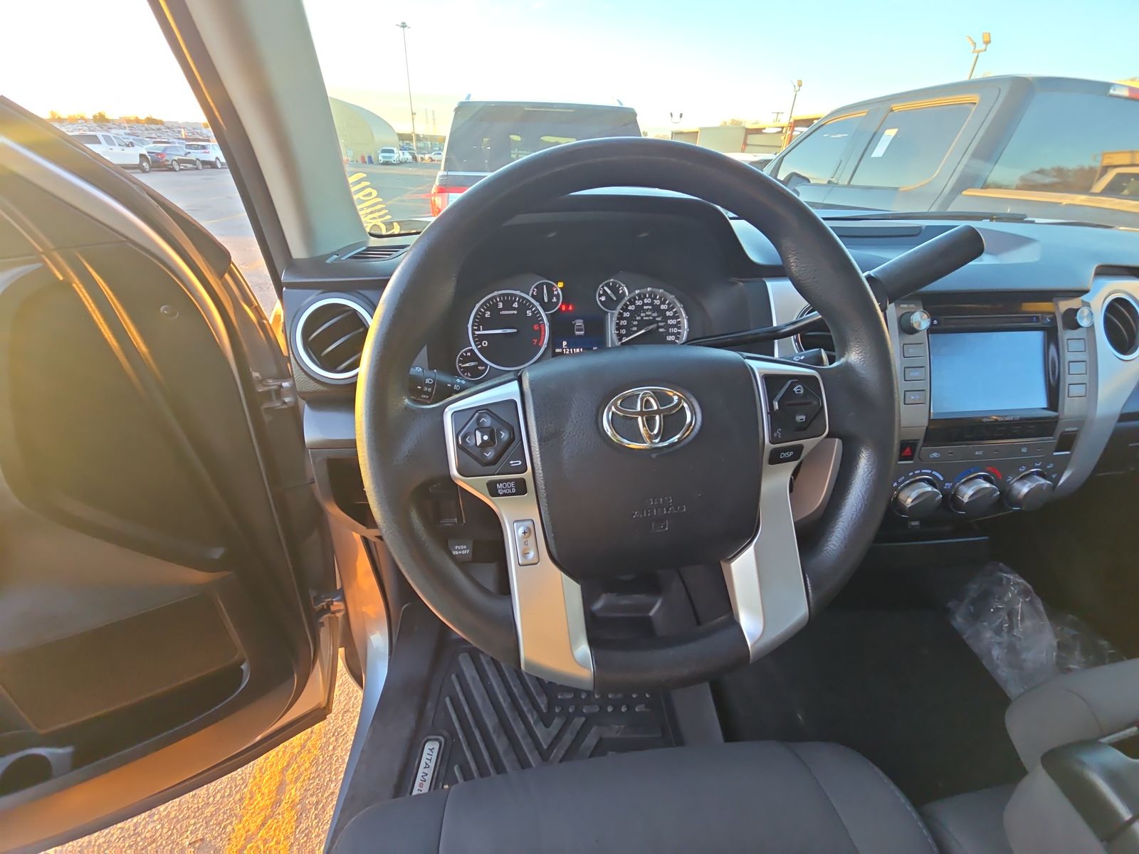 2016 Toyota Tundra SR5 RWD