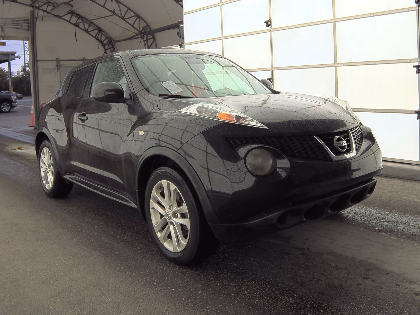 2014 Nissan JUKE SV FWD