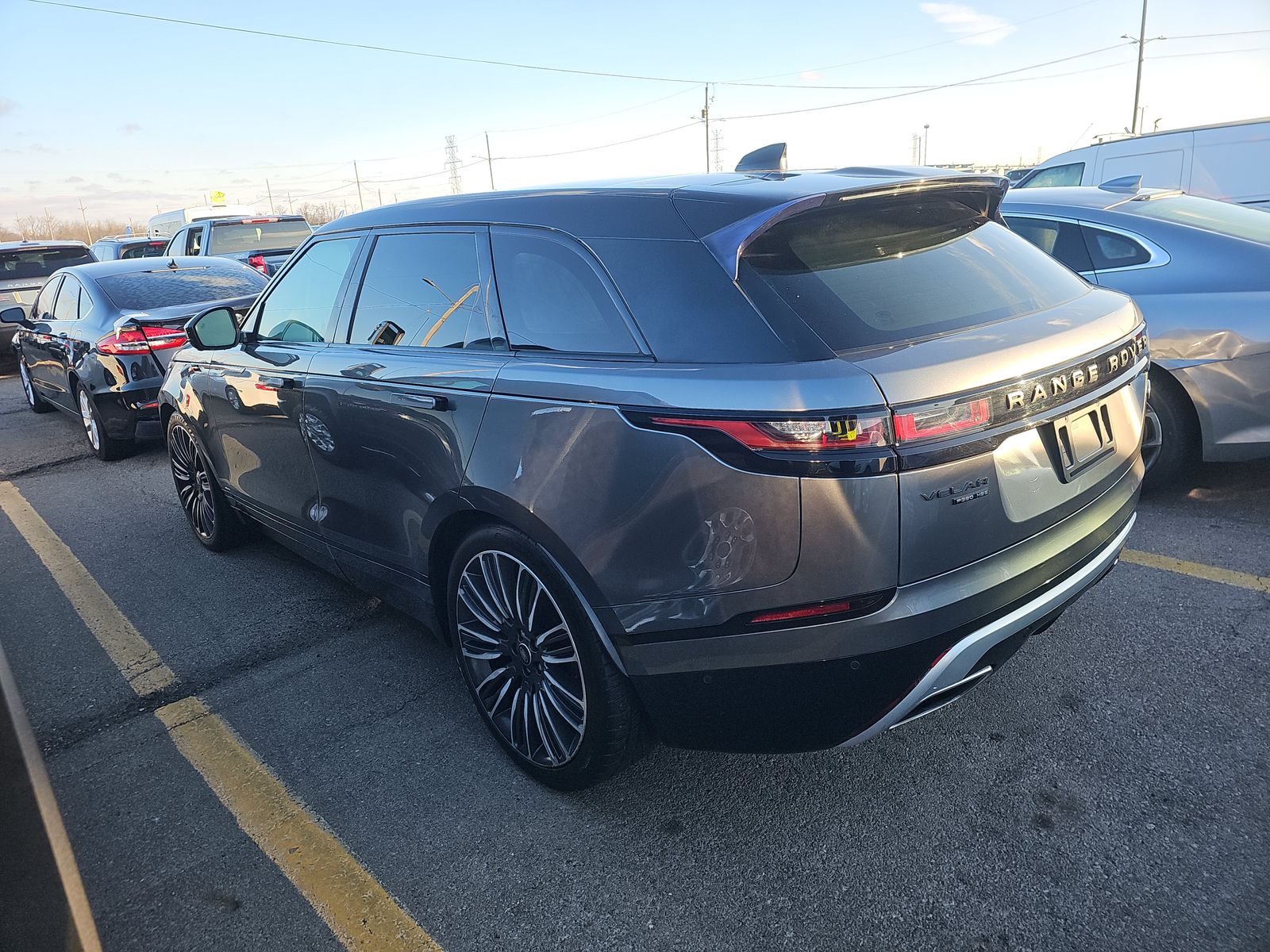 2018 Land Rover Range Rover Velar R-Dynamic HSE AWD