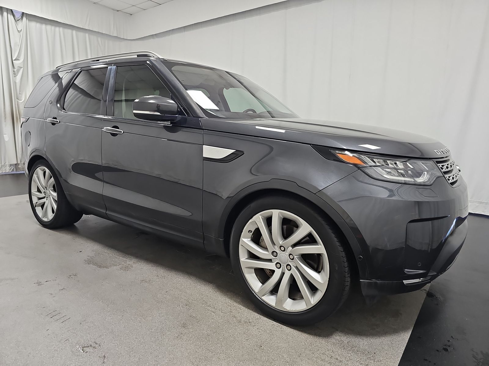 2019 Land Rover Discovery HSE Luxury AWD