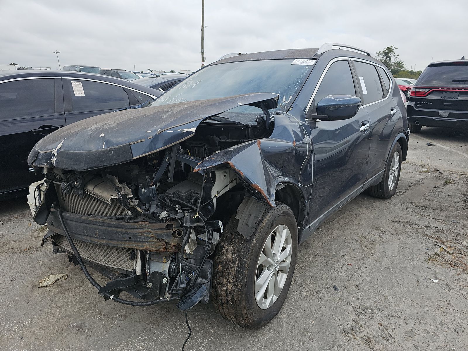 2016 Nissan Rogue SV