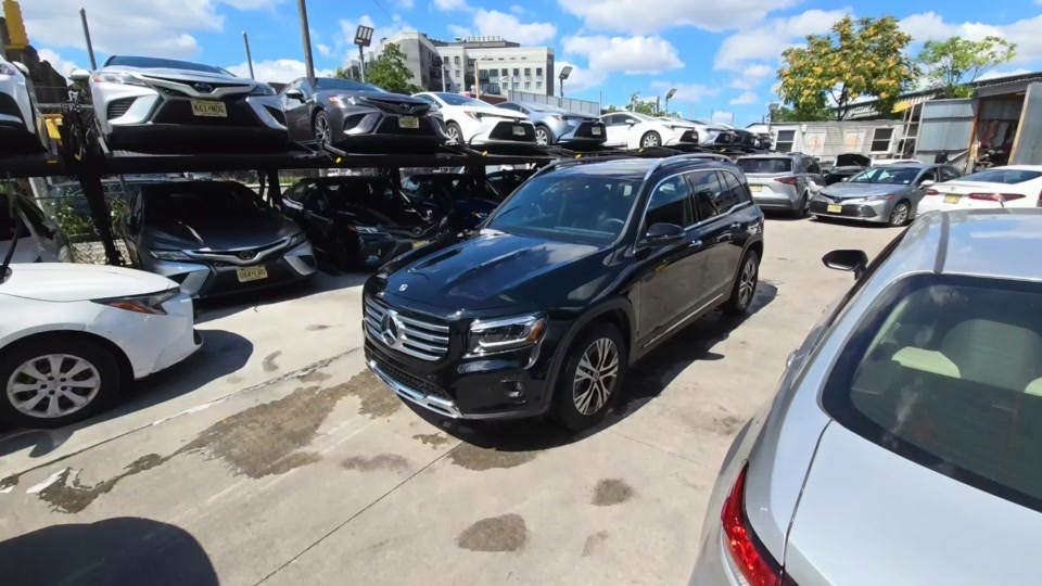 2024 Mercedes-Benz GLB 250