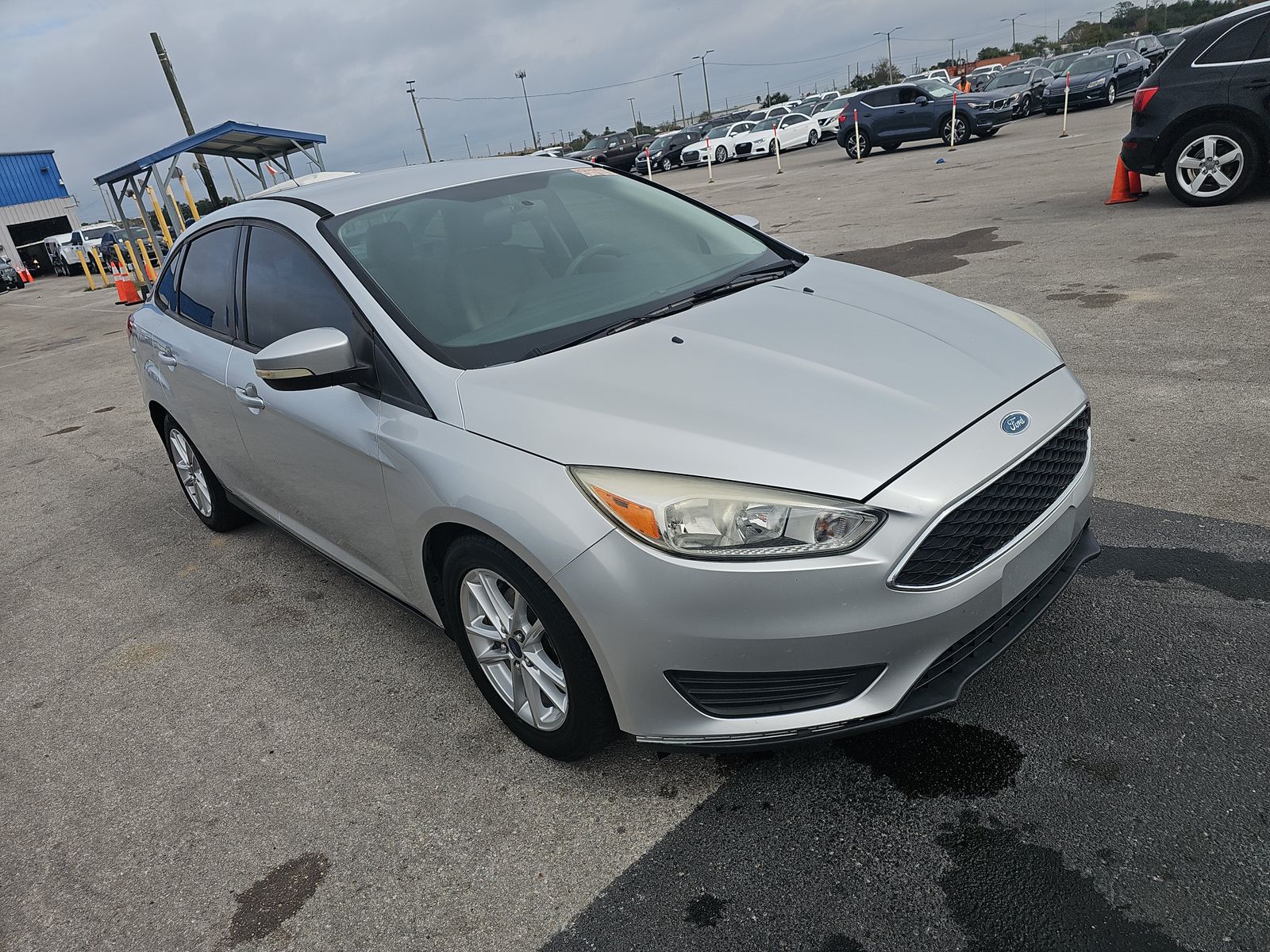 2016 Ford Focus SE FWD