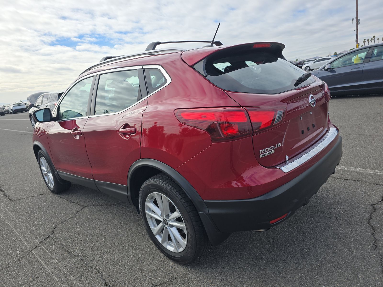 2019 Nissan Rogue Sport SV FWD