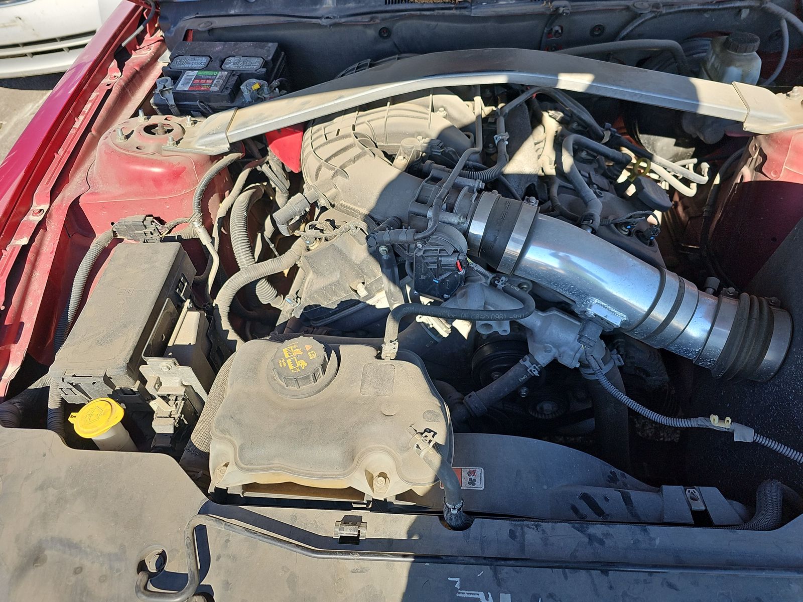 2012 Ford Mustang V6 Premium RWD