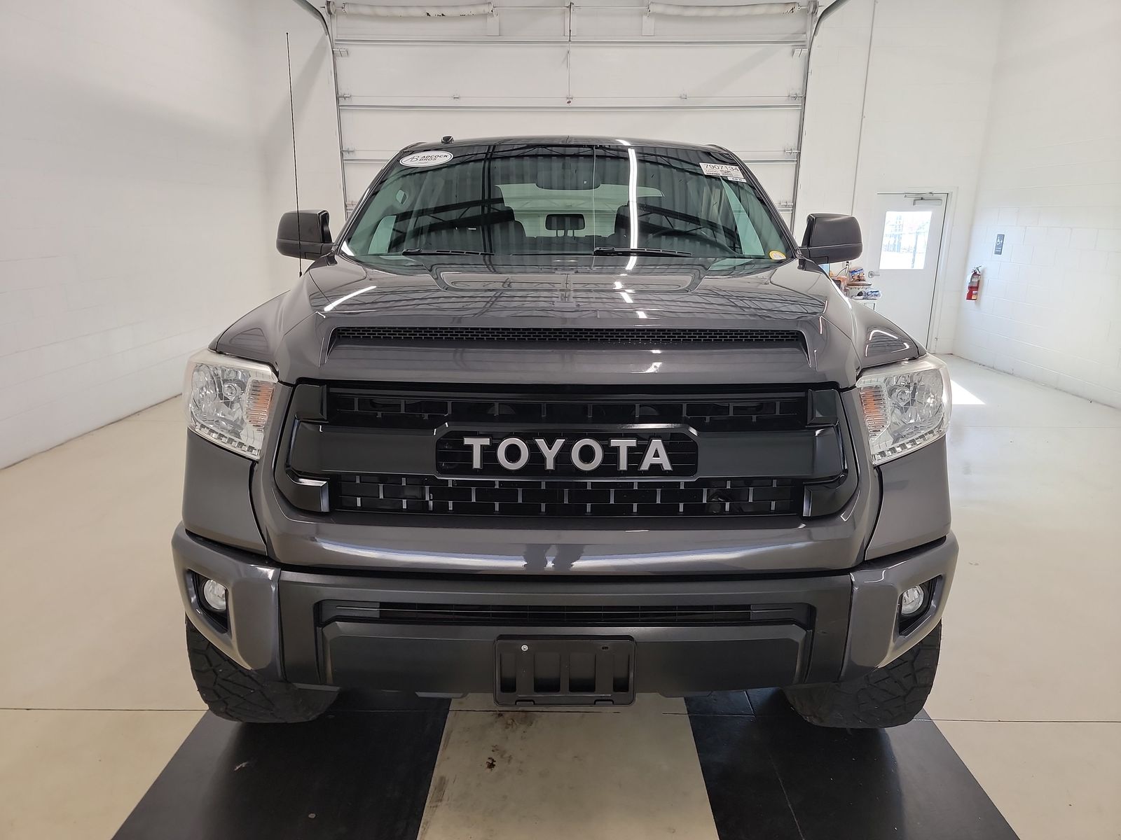 2017 Toyota Tundra SR5 AWD