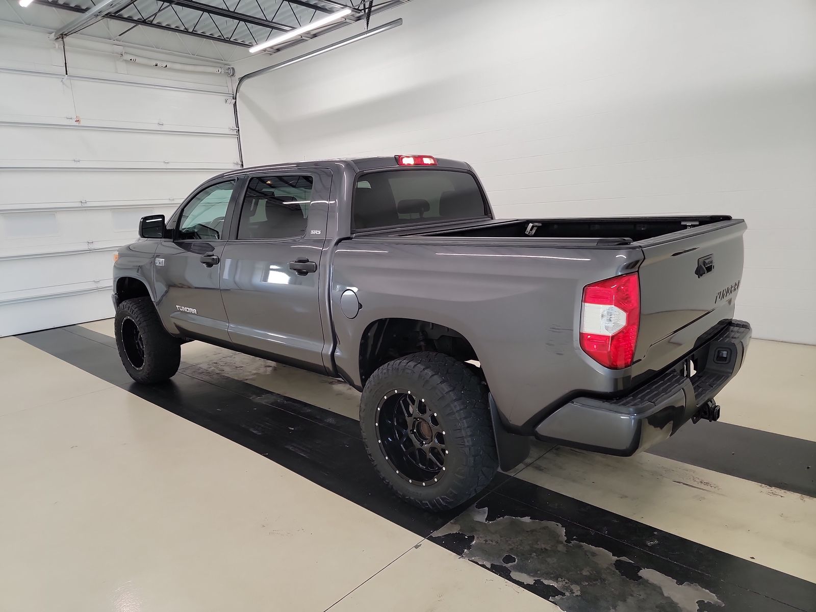 2017 Toyota Tundra SR5 AWD