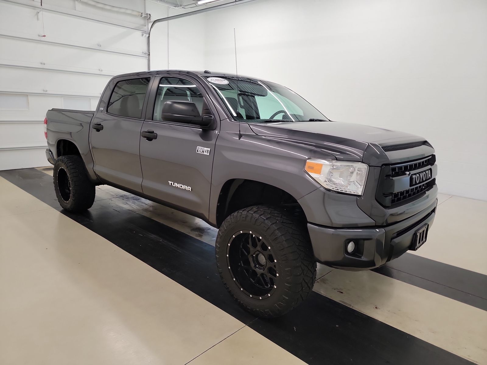 2017 Toyota Tundra SR5 AWD