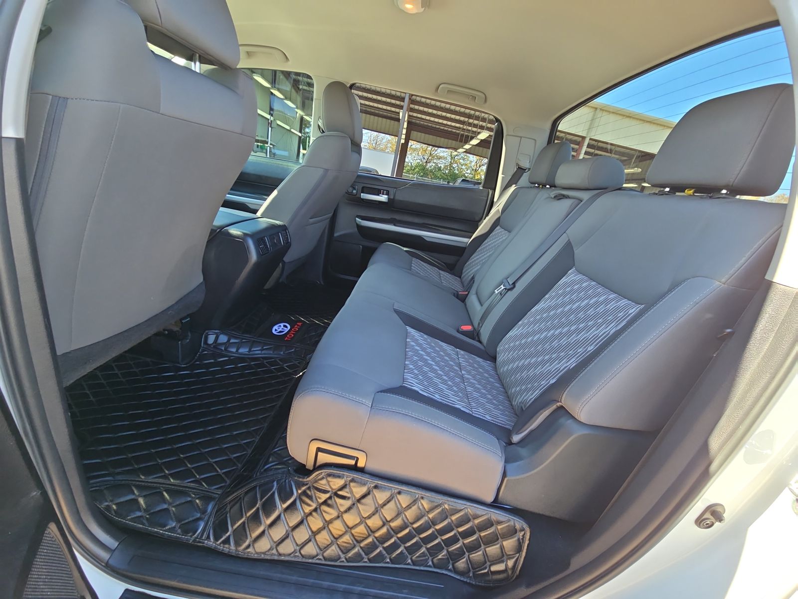 2018 Toyota Tundra SR5 AWD