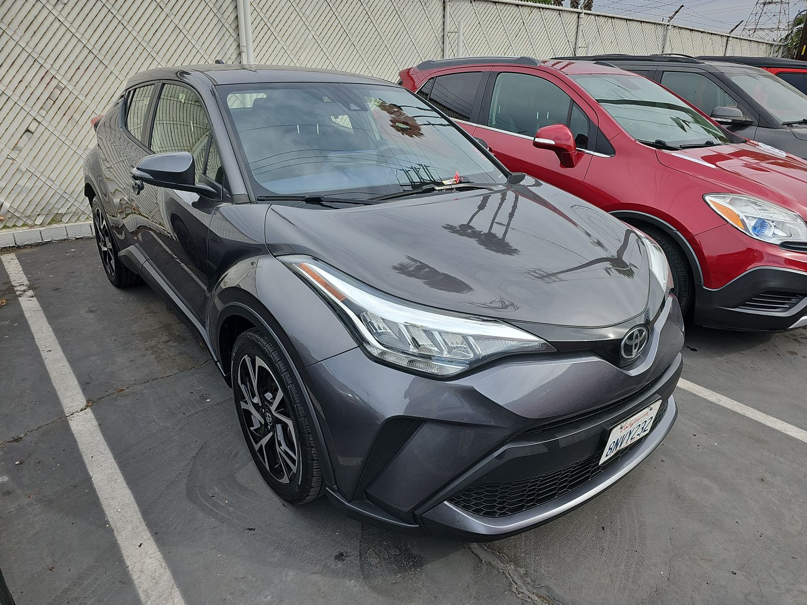 2020 Toyota C-HR XLE FWD