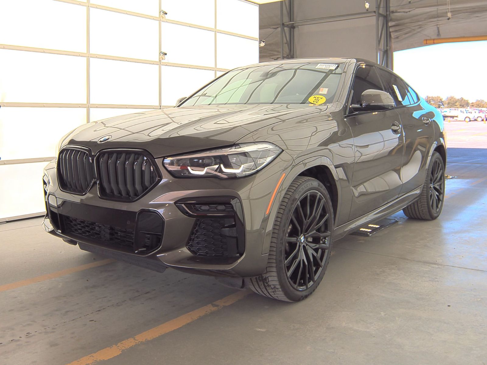 2023 BMW X6 Sports Activity Coupe xDrive40i M SPORT LINE