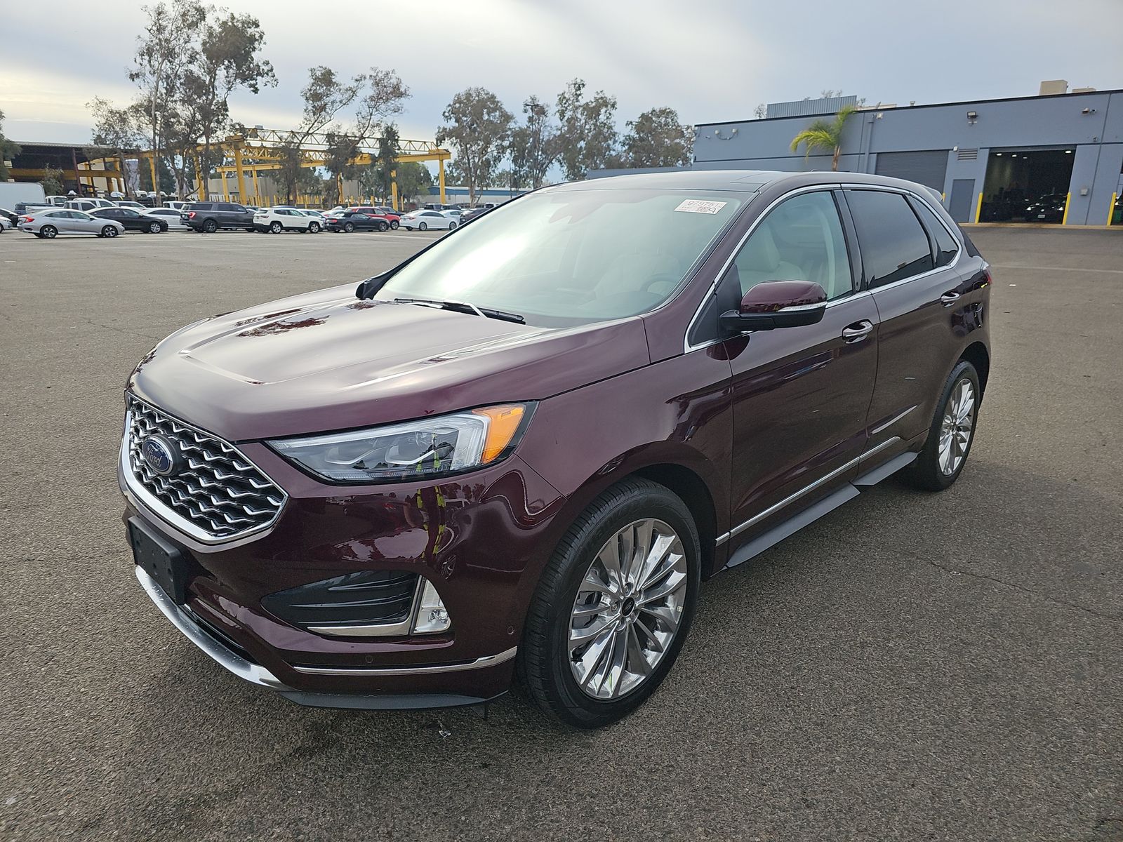 2024 Ford Edge Titanium
