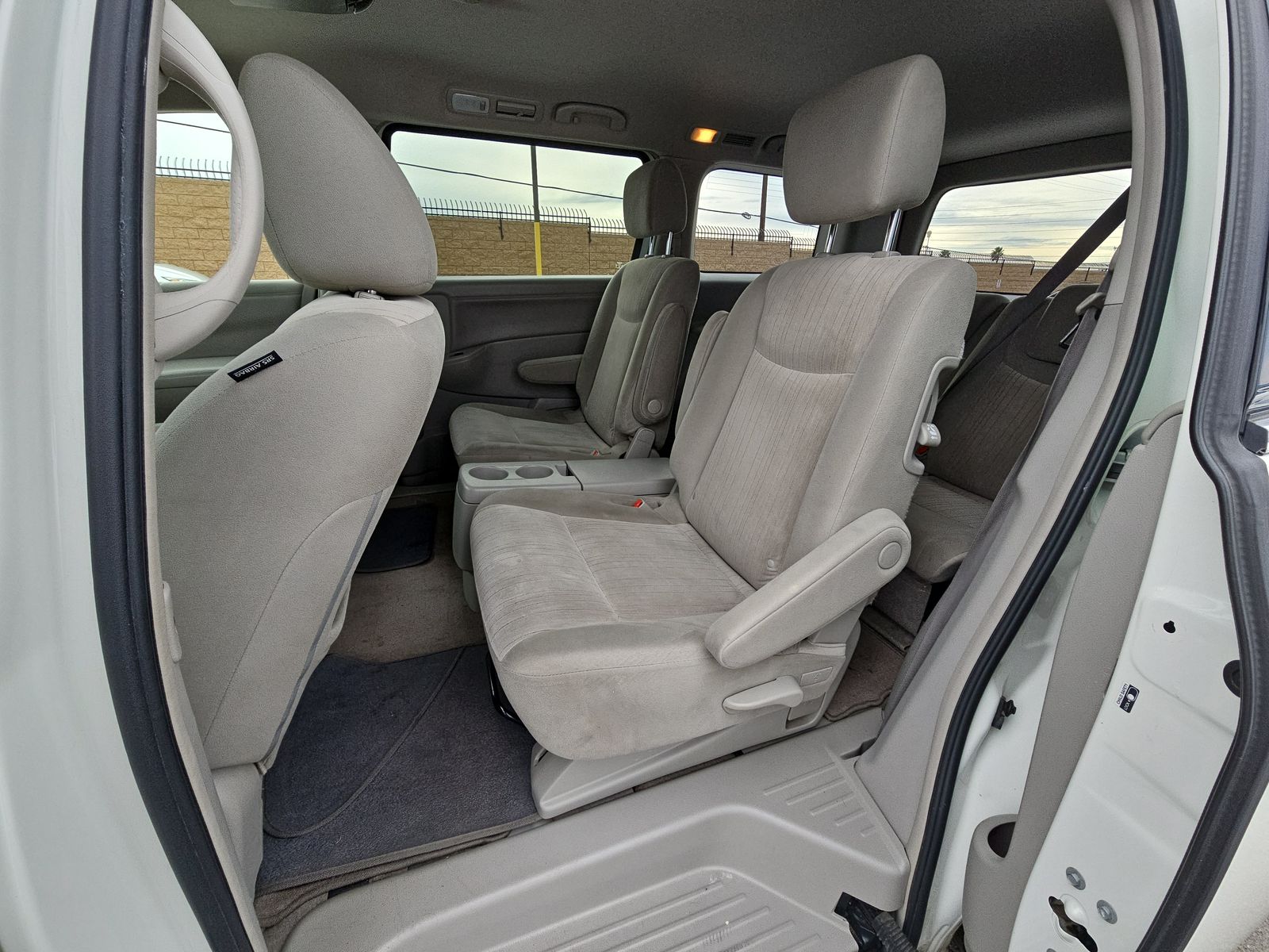 2014 Nissan Quest SV FWD