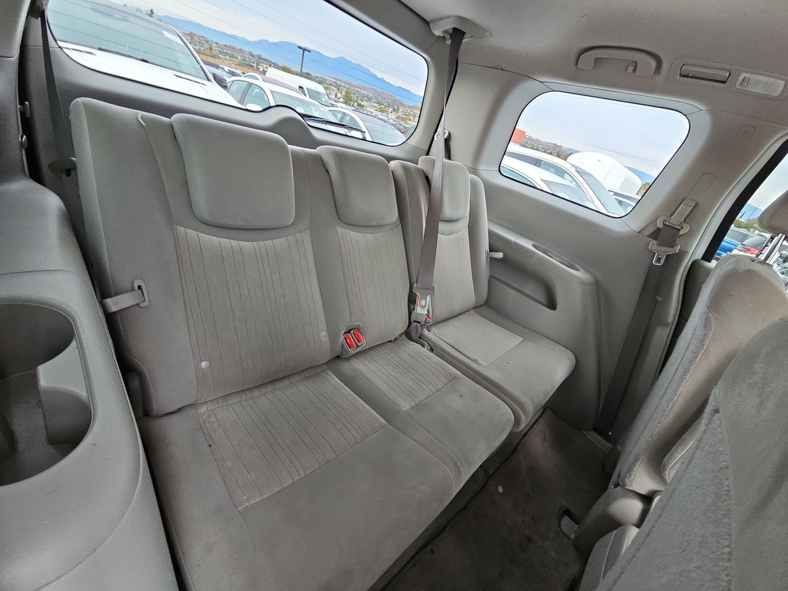 2014 Nissan Quest SV FWD